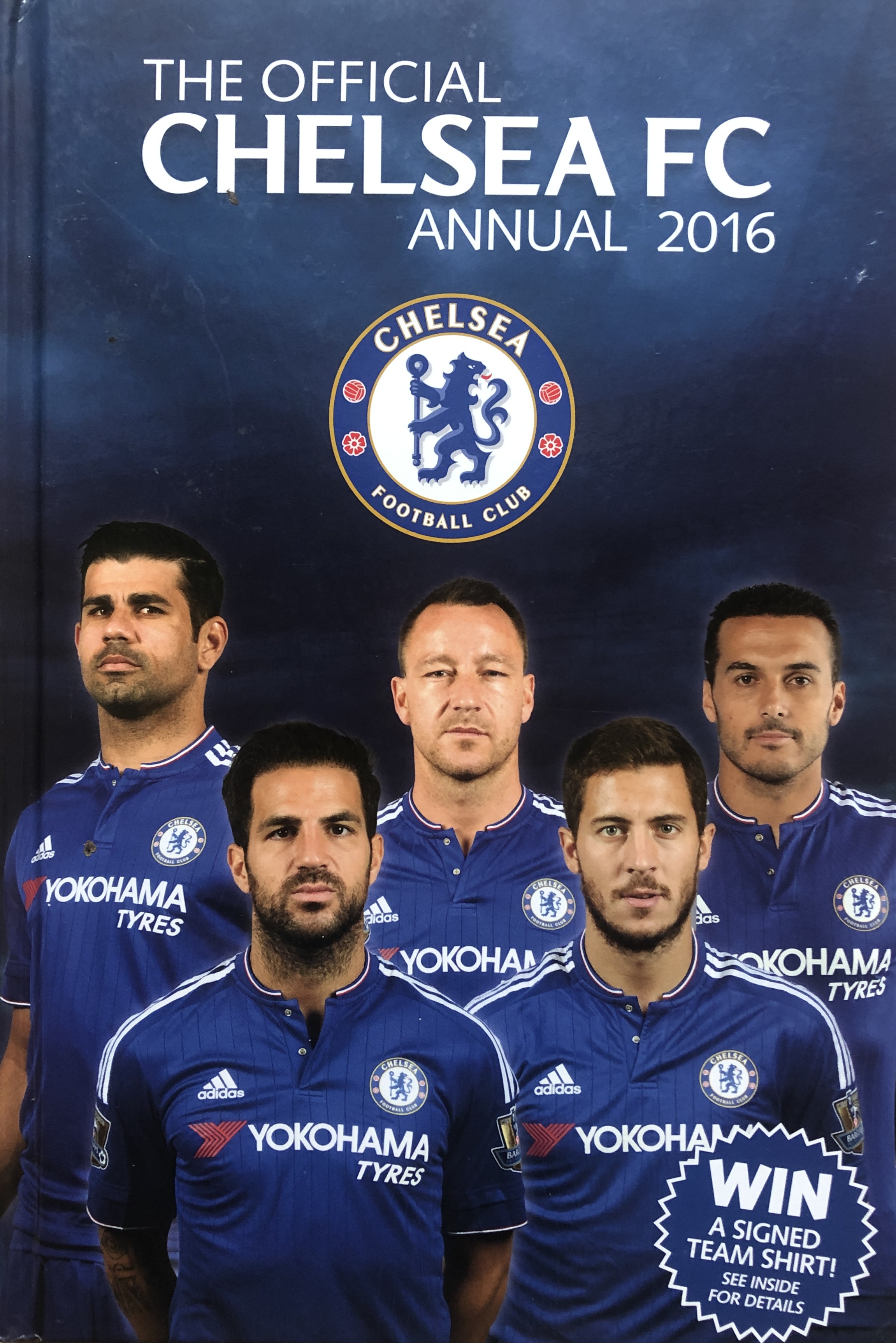 Oficiální ročenka Chelsea FC 2016 (anglicky)
