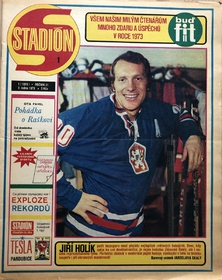 Stadión: Jiří Holík mezi plejádou nejlepších světových hokejistů (1/1973)