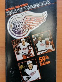 Detroit Red Wings - Yearbook 1984-1985