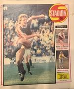 Stadión: Fotbalová liga se rozjela na plné obrátky (36/1985)